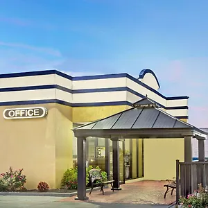 Days By Wyndham Military Circle United States